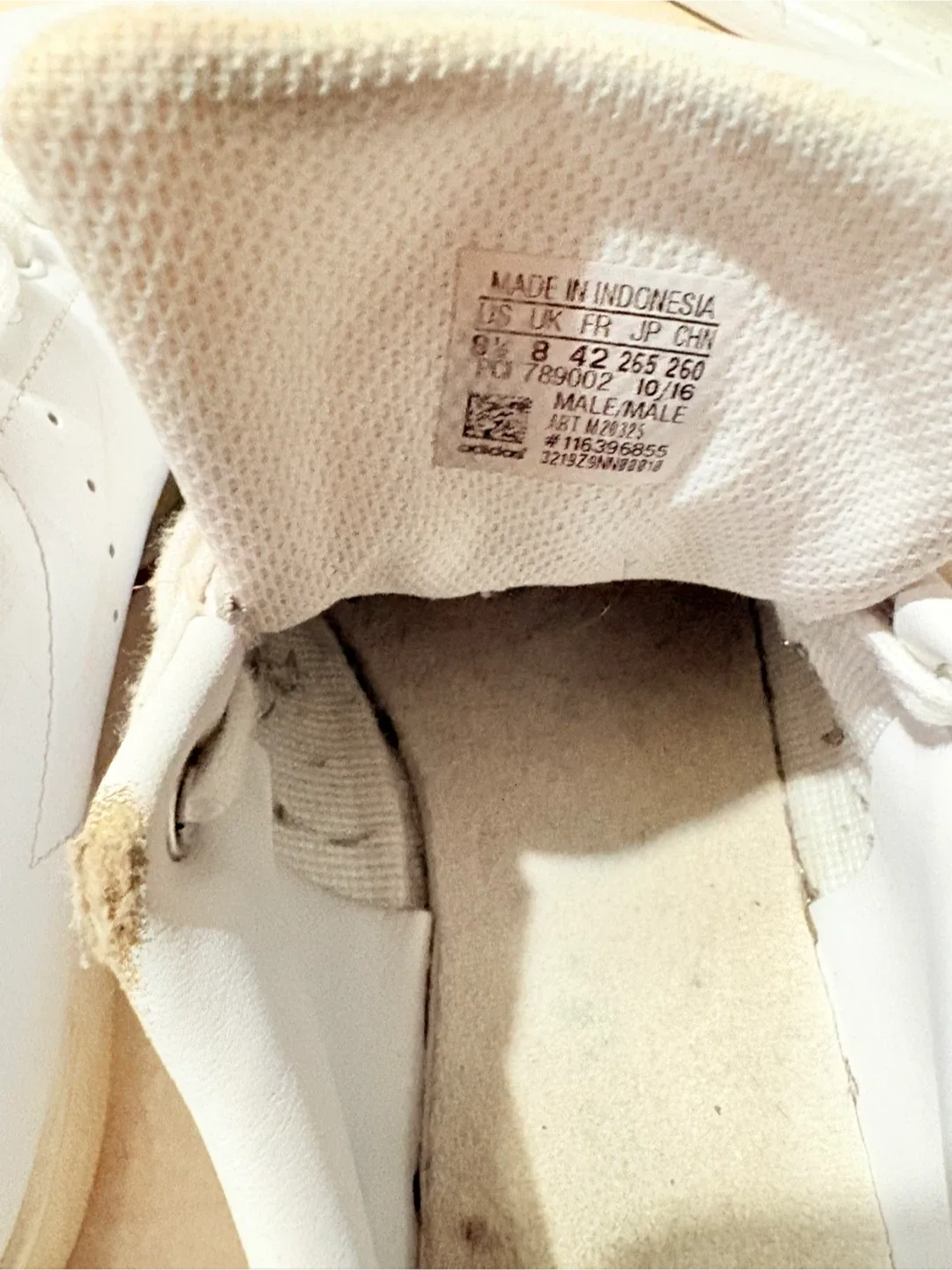 Adidas Stan Smith White Sneakers - Size 8 image indicator(4)