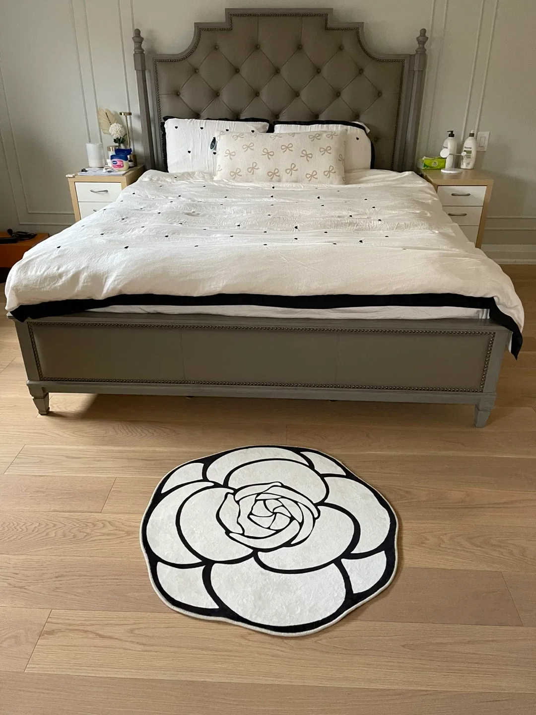 Flower Pattern Rug image indicator(3)