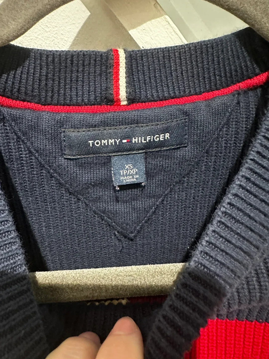 Tommy Hilfiger Sweater - Size XS image indicator(3)