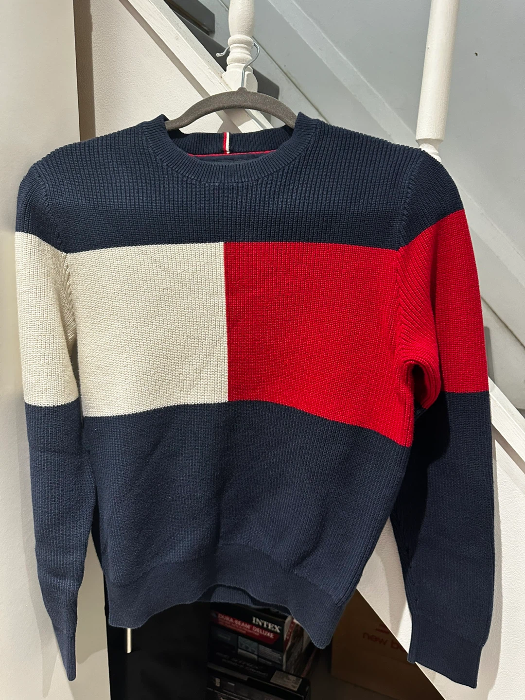 Tommy Hilfiger Sweater - Size XS