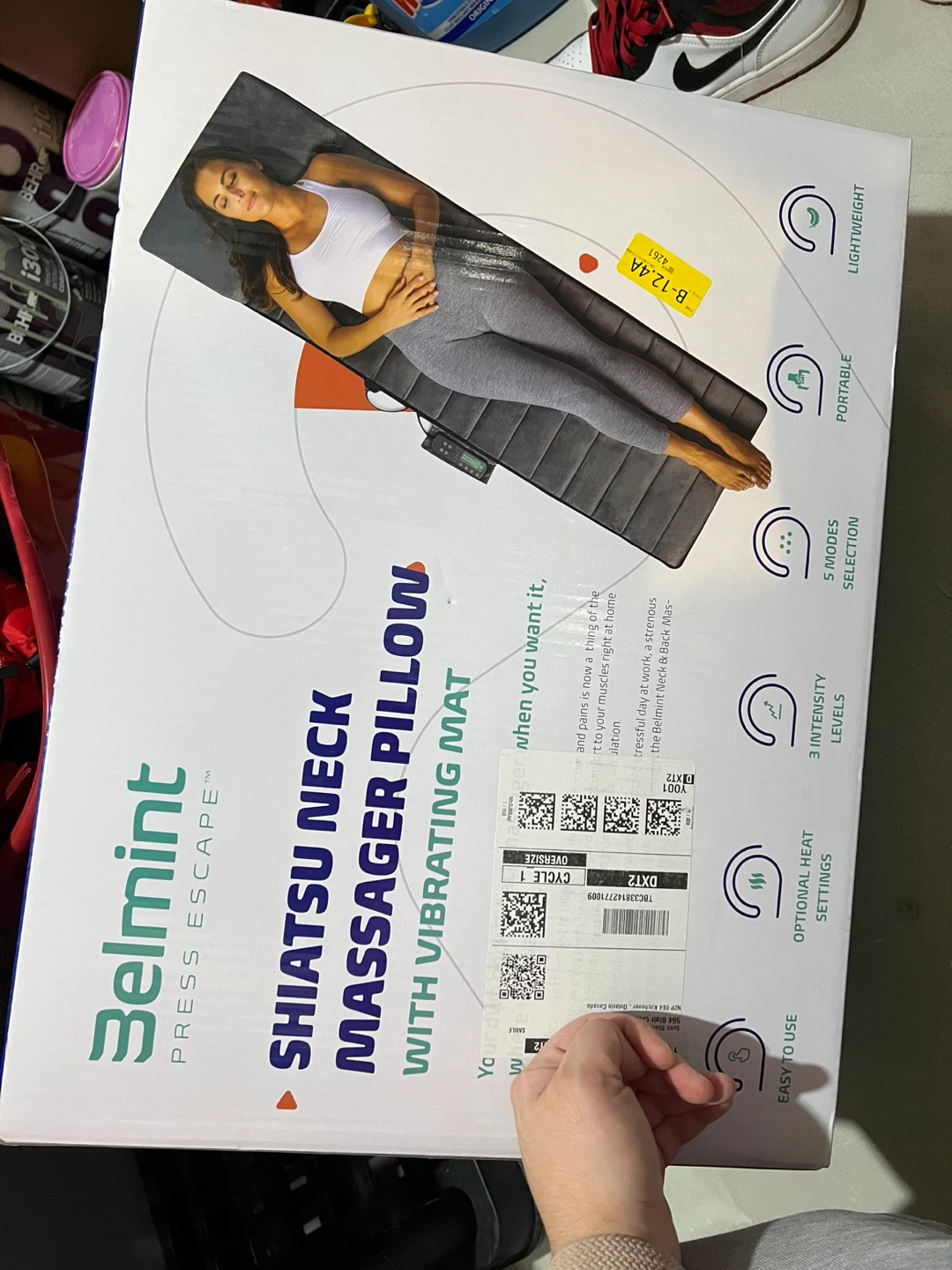 Belmint Shiatsu Neck Massager Pillow with Vibrating Mat