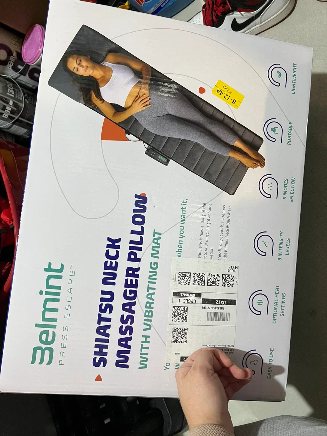 Belmint Shiatsu Neck Massager Pillow with Vibrating Mat