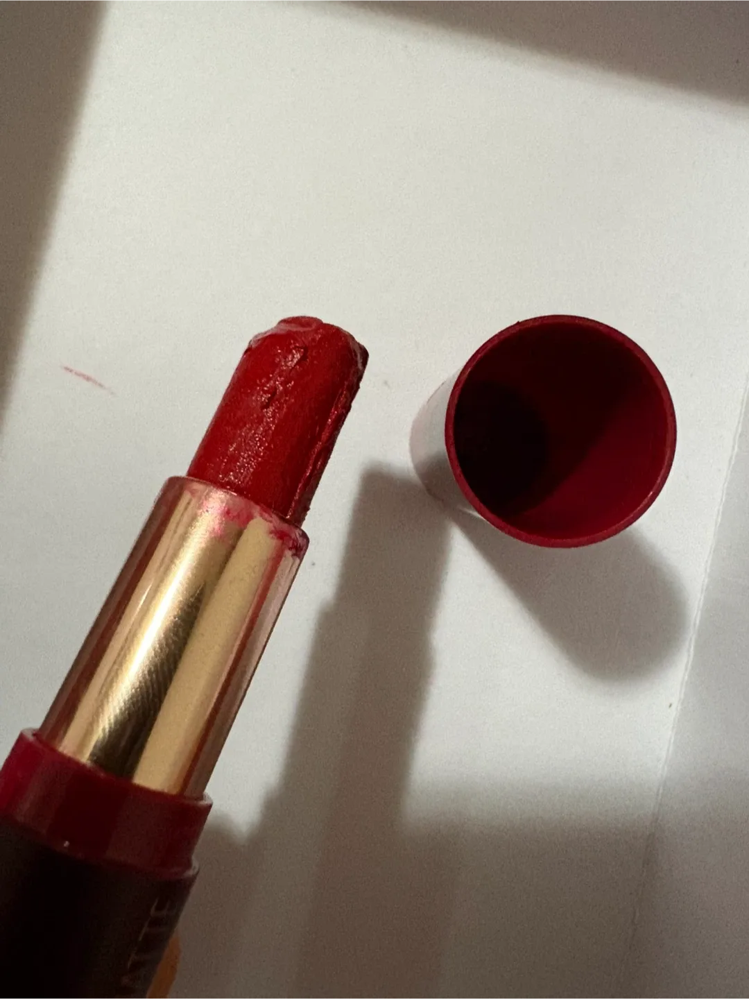 Lakme Forever Glossy Lipstick image indicator(4)