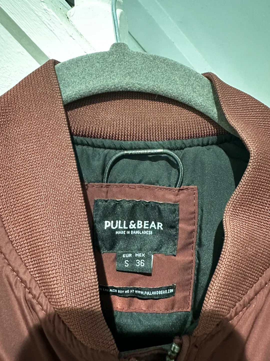 Pull&Bear Bomber Jacket - Size S image indicator(4)