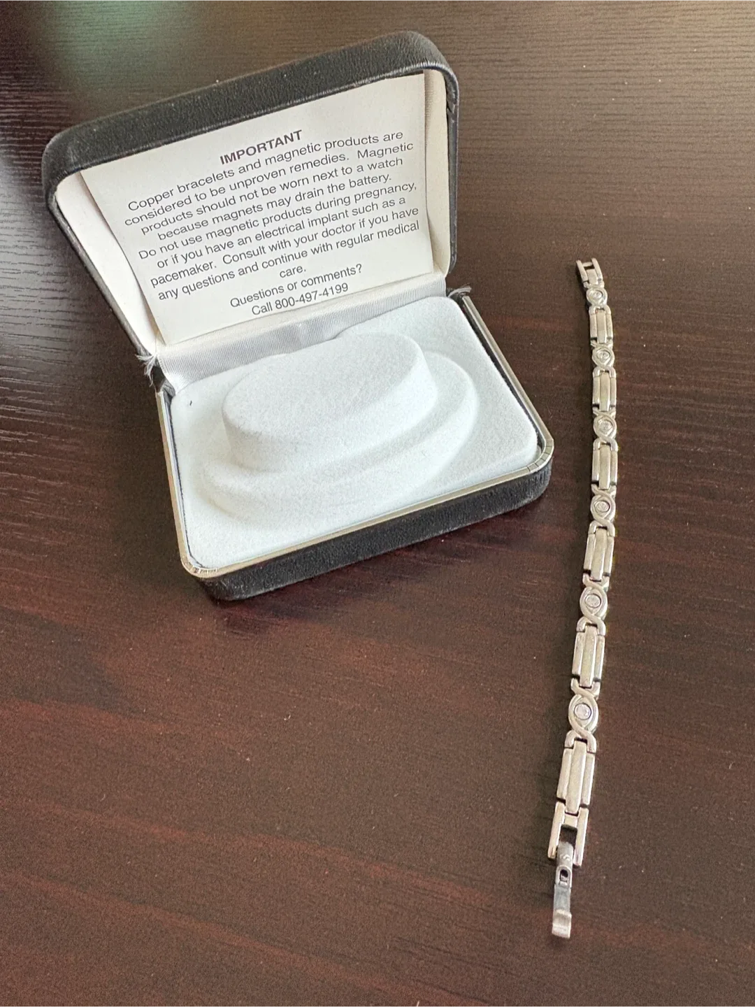 Sabona Magnetic Bracelet image indicator(8)