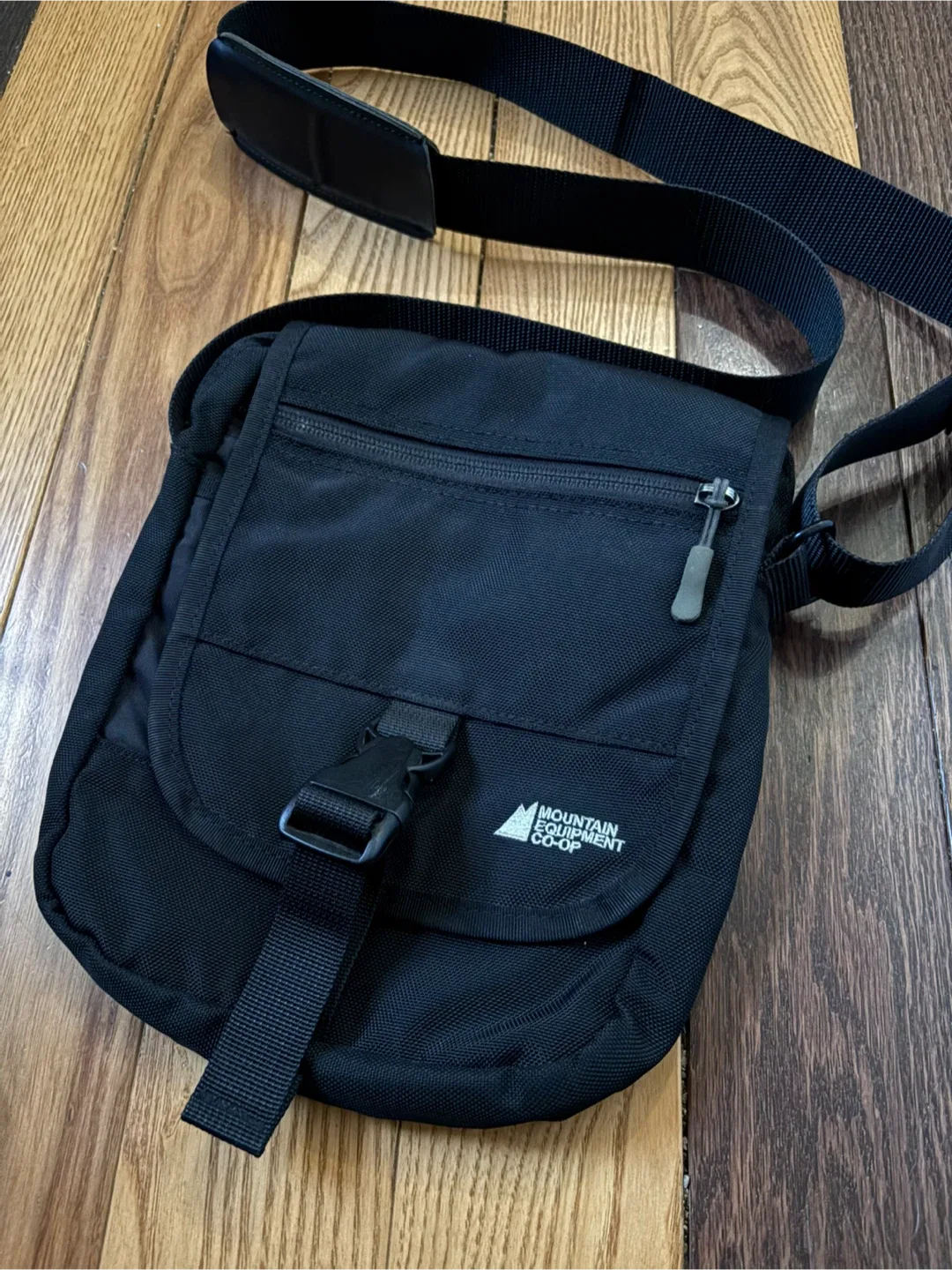 Mountain Equipment Co-op MEC Shoulder Bag