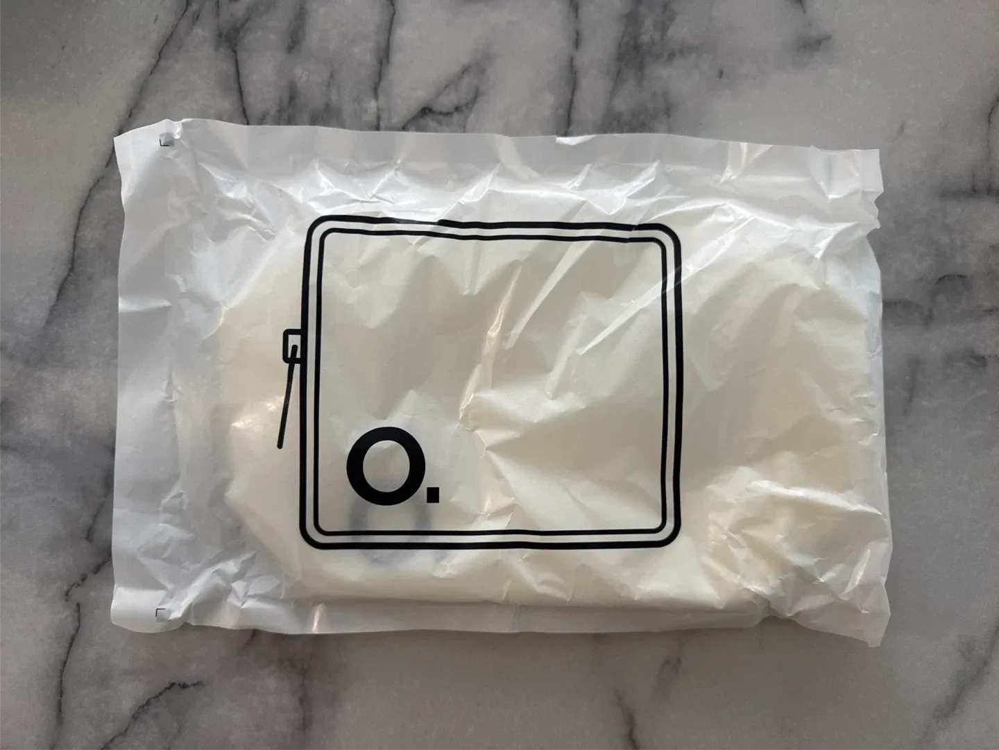 The Ordinary Toiletry Bag - New image indicator(2)