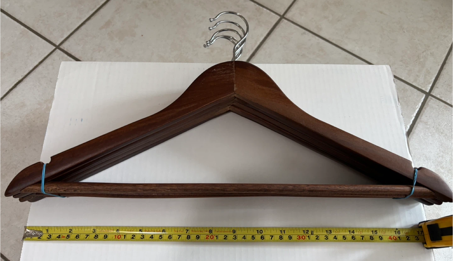 Premium Wooden Clothes Hangers - Set of 5 - photo 2