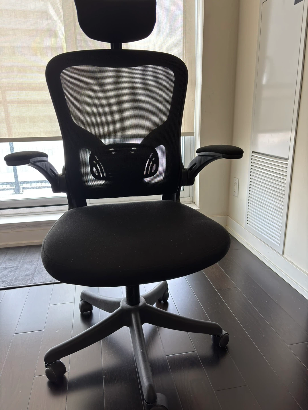 Ergonomic Mesh Office Chair - Black