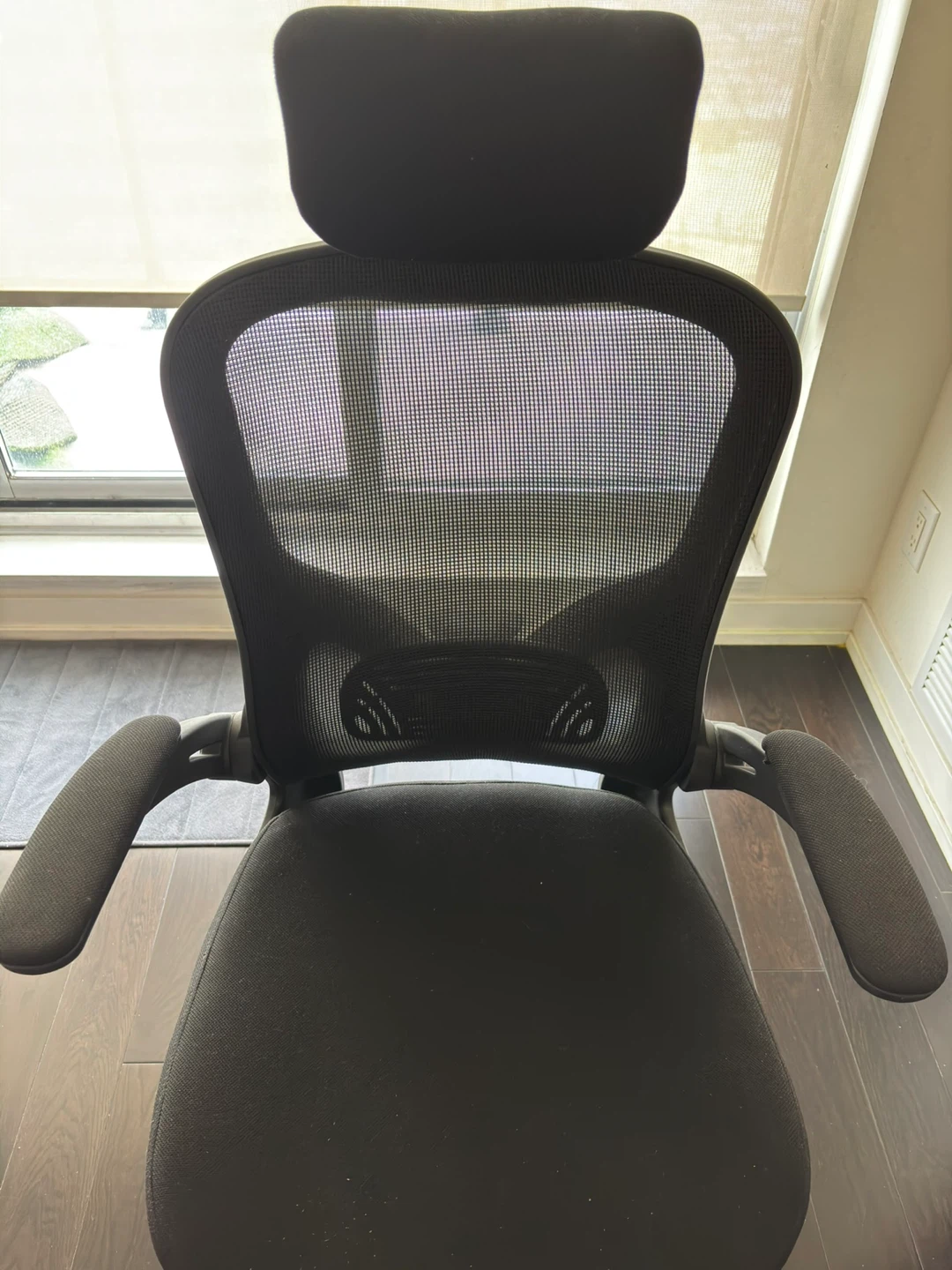 Ergonomic Mesh Office Chair - Black - photo 3
