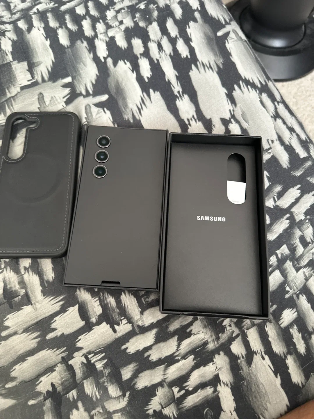 Samsung Galaxy S23 - New! image indicator(2)