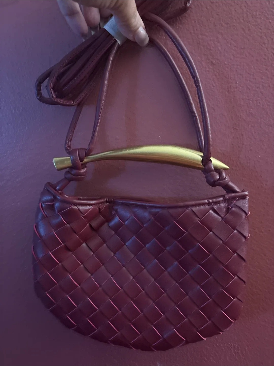 CEOS Burgundy Woven vegan Leather Handbag image indicator(2)