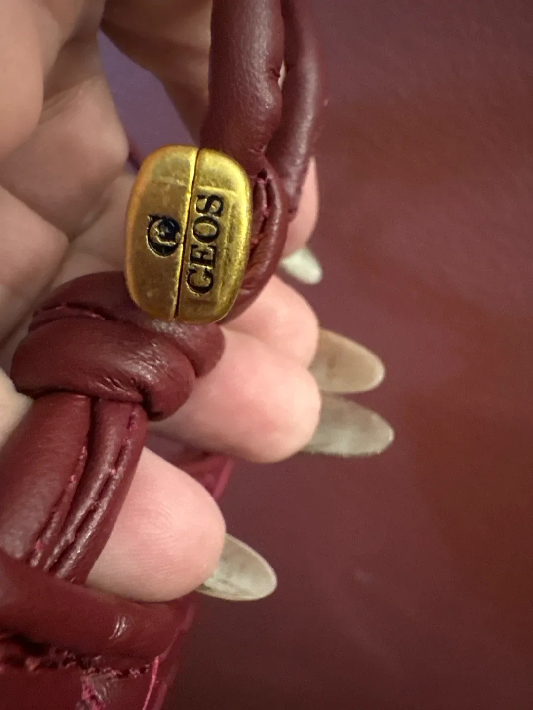 CEOS Burgundy Woven vegan Leather Handbag image indicator(3)