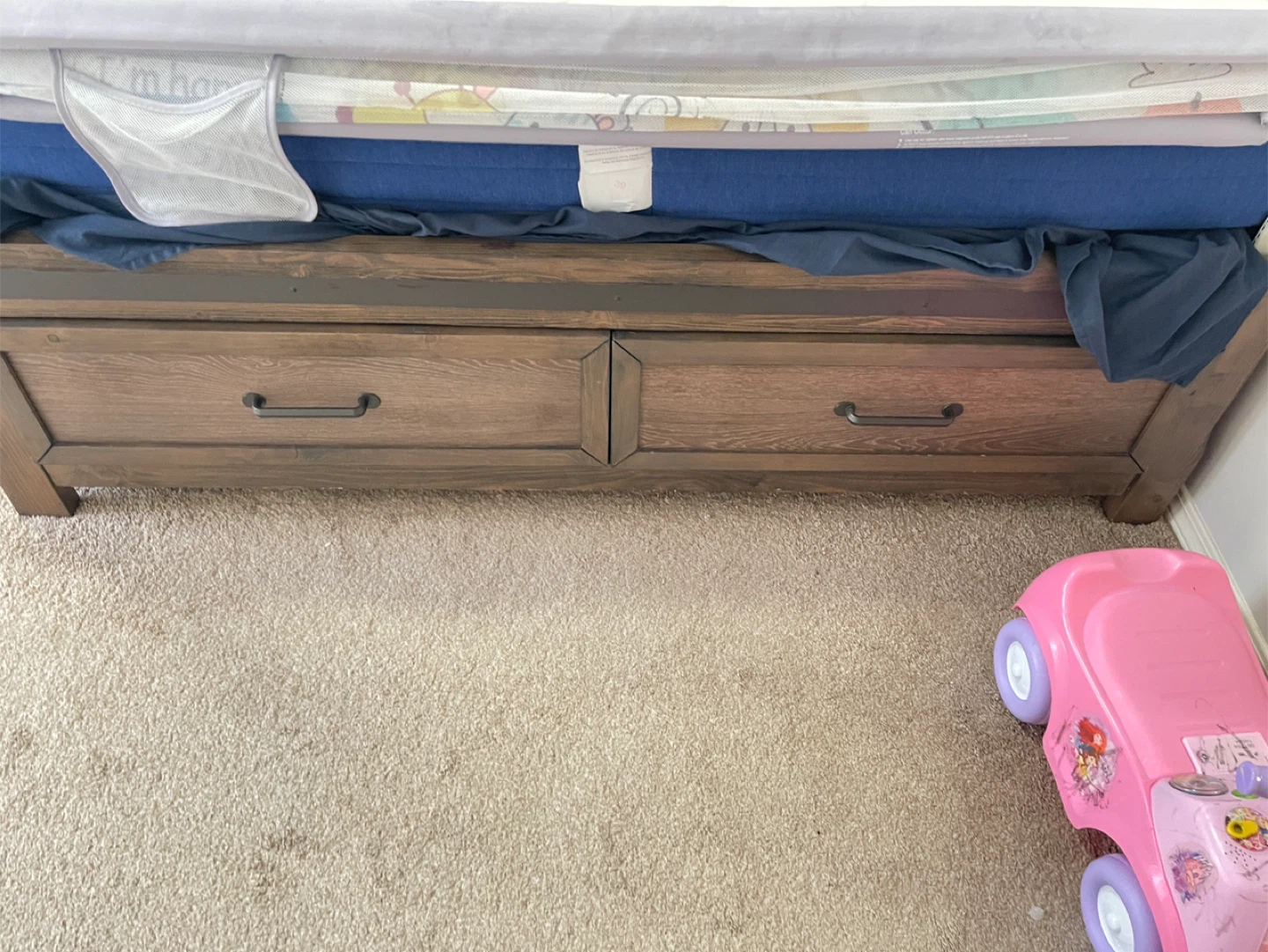 Leon's Queen Size Bed with Storage Drawers - photo 3