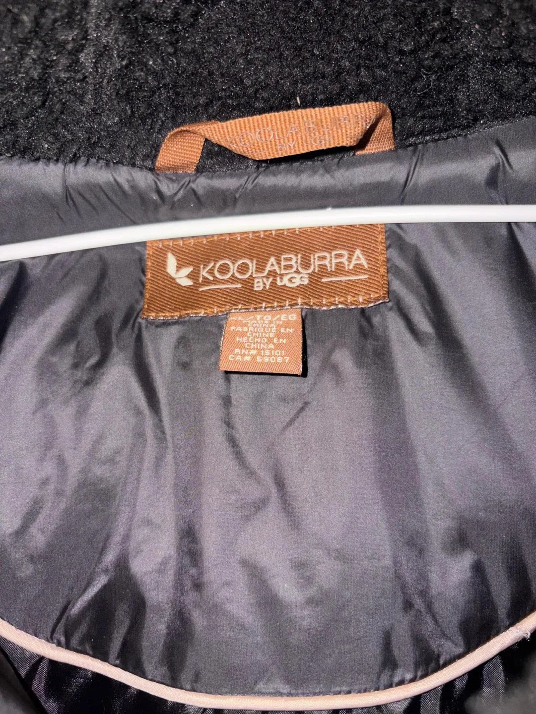 Koolaburra by UGG Black Puffer Jacket image indicator(4)