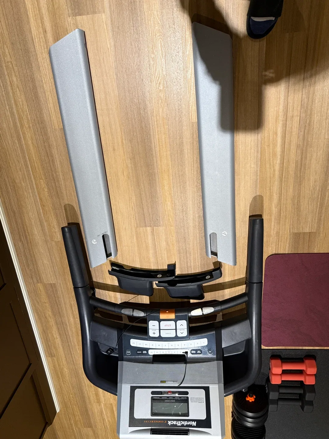 NordicTrack Commercial Treadmill image indicator(6)