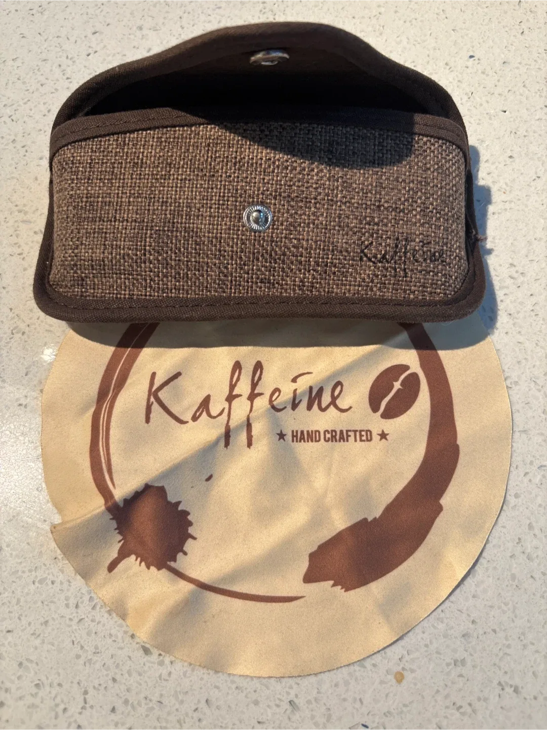 Kaffeine Eyeglasses Case with Cleaning Cloth image indicator(3)