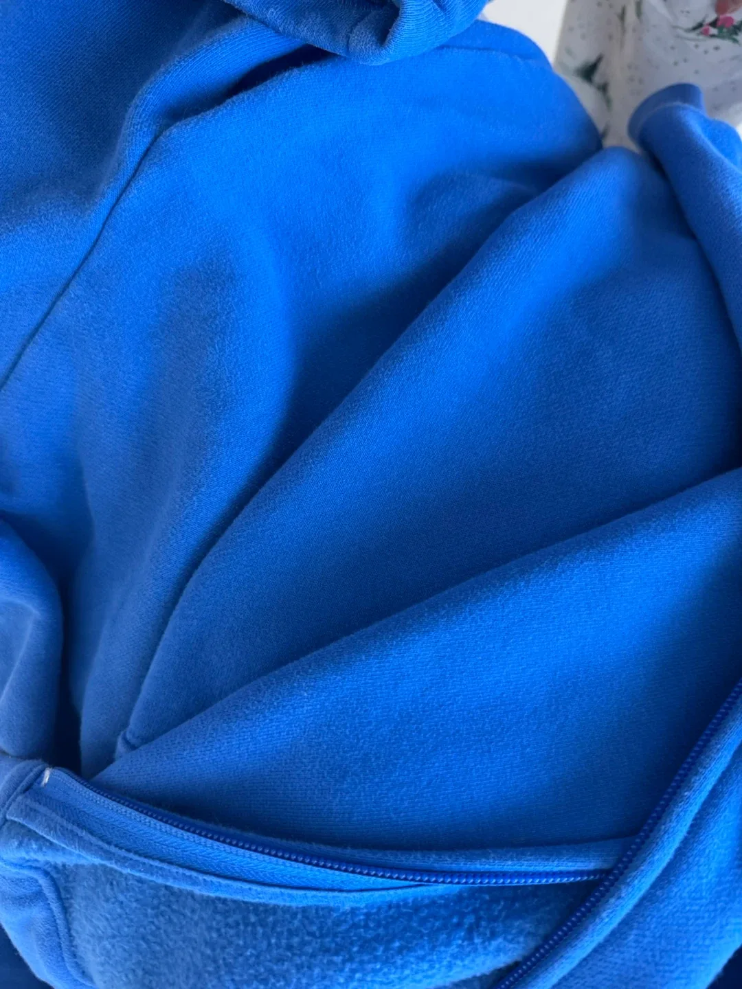 Aritzia Perfect Fit Blue SET with pants image indicator(4)