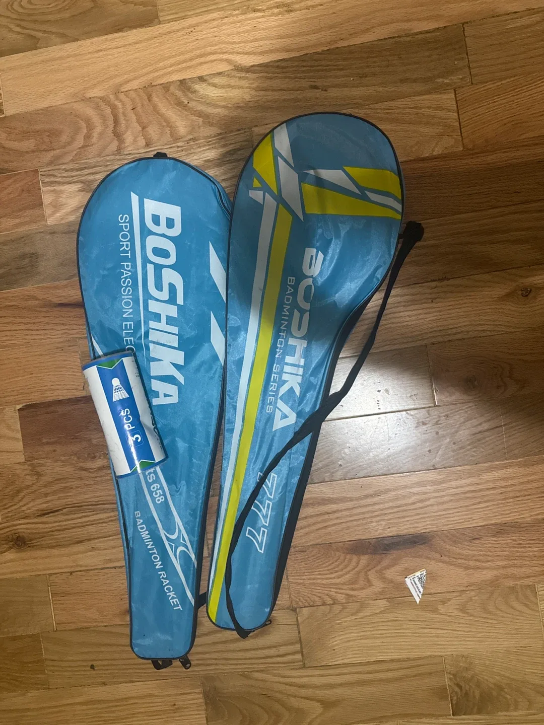 Boshika Badminton Racket Set