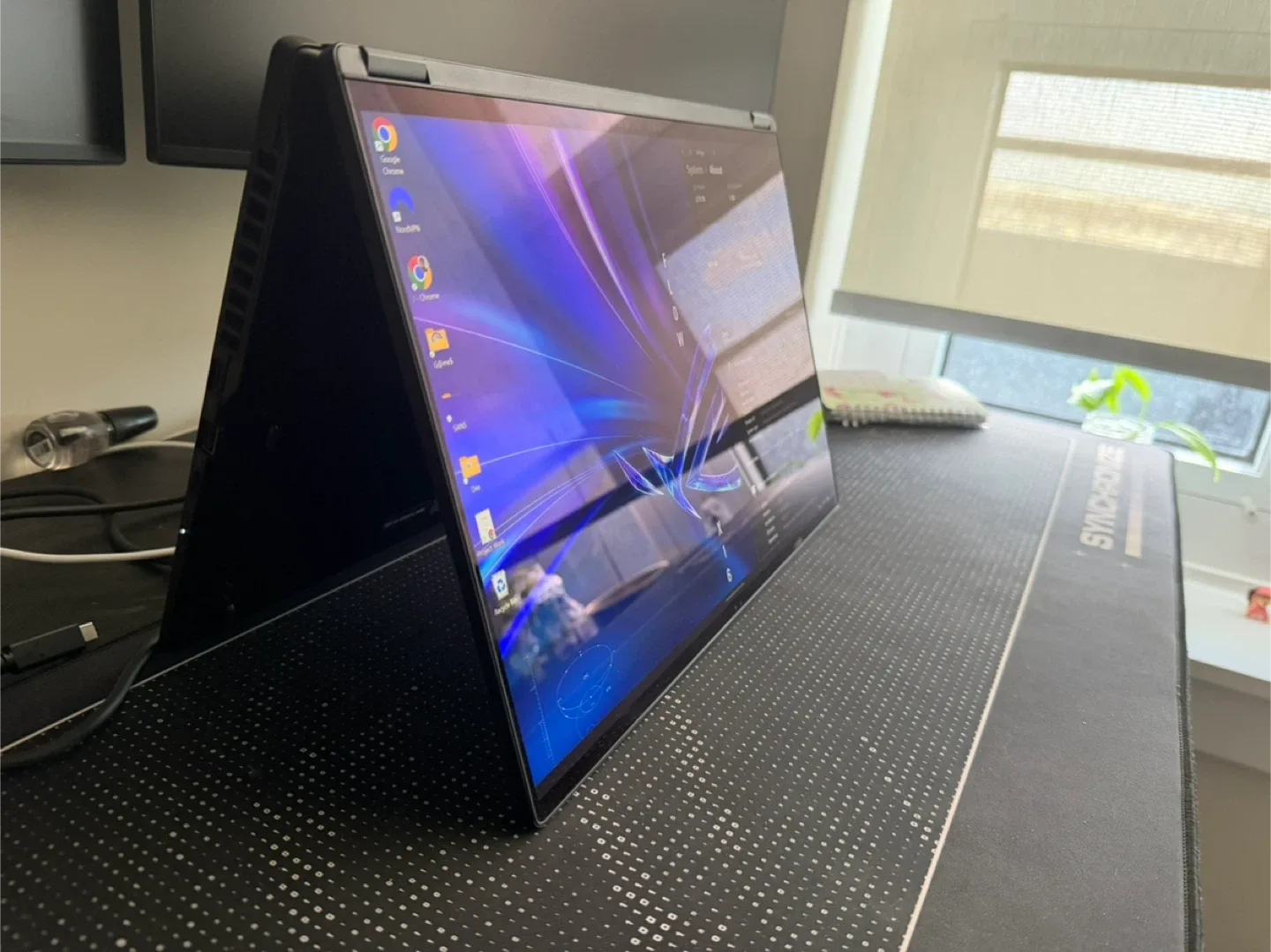 ASUS ROG Flow X16 Gaming Laptop (2024) Fully Loaded image indicator(4)