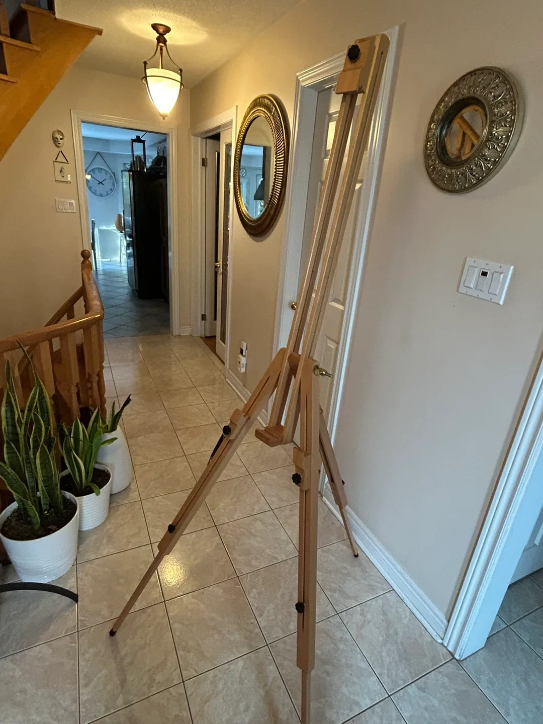 Wooden Artist Easel image indicator(3)