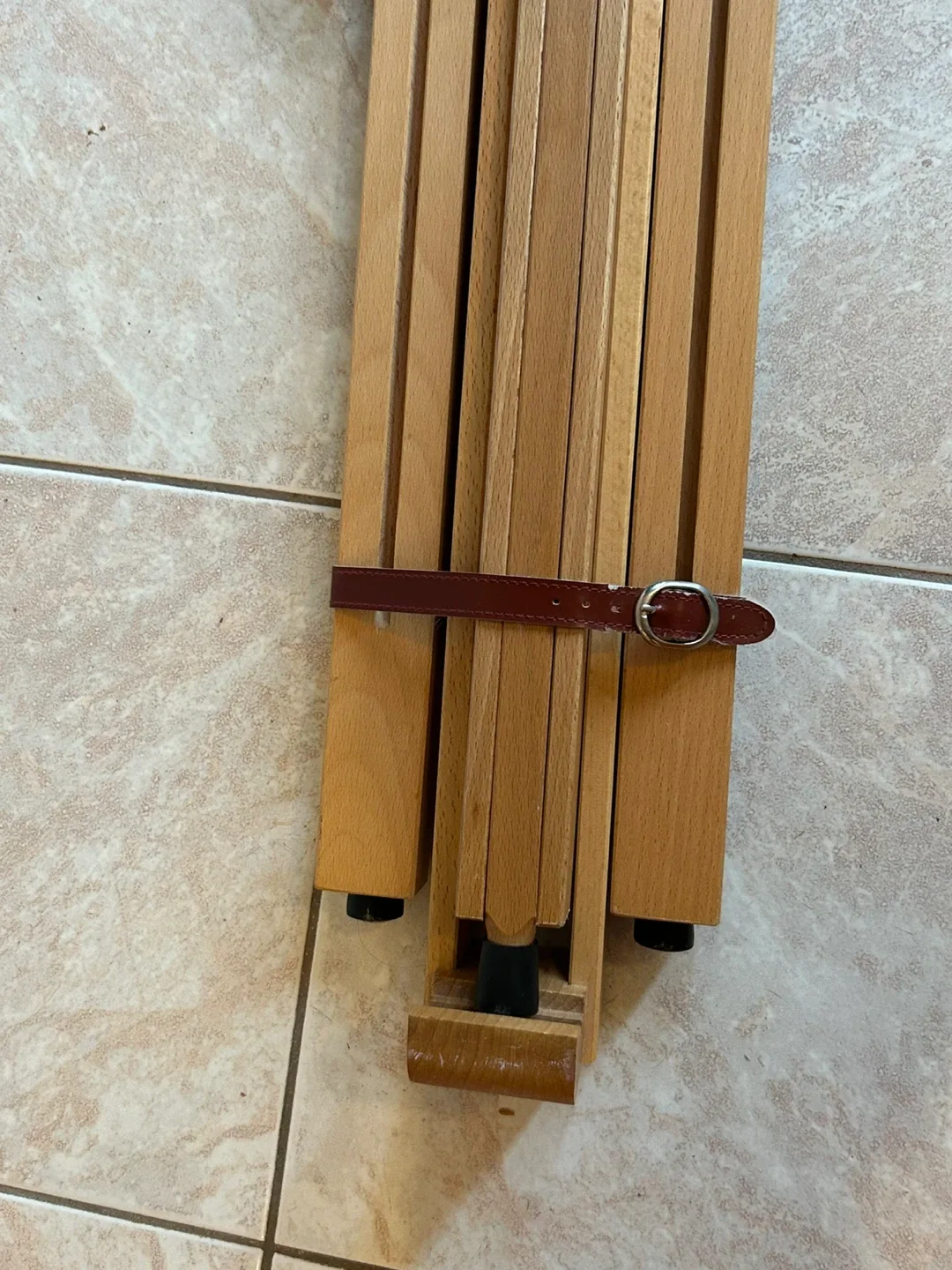 Wooden Artist Easel image indicator(8)