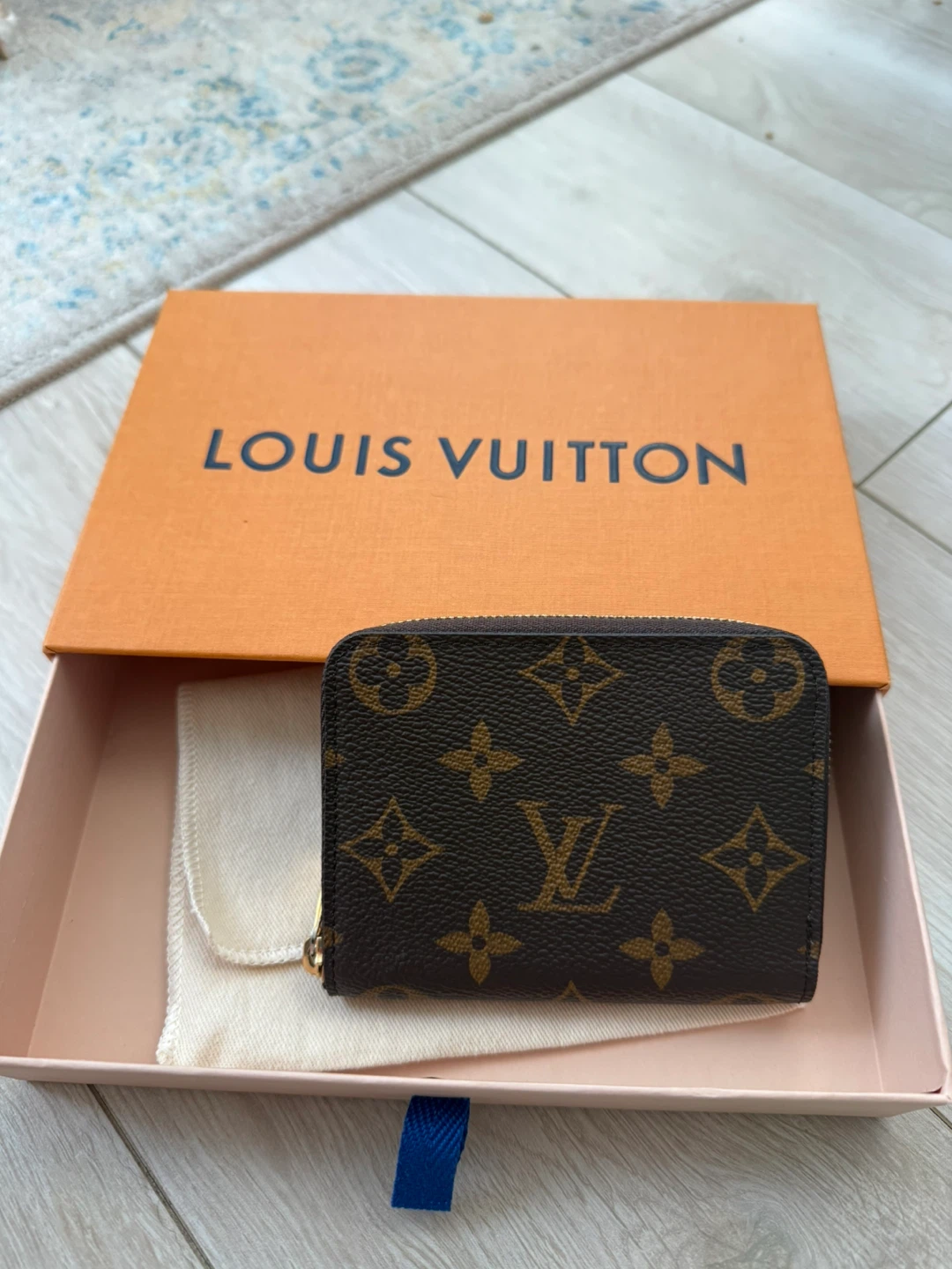 Louis Vuitton Monogram Zippy Coin Purse Wallet