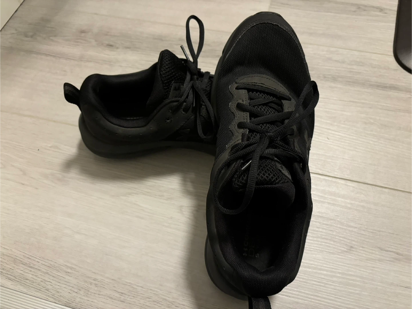 Under Armour  Running Shoes - Black (10.5) - photo 3