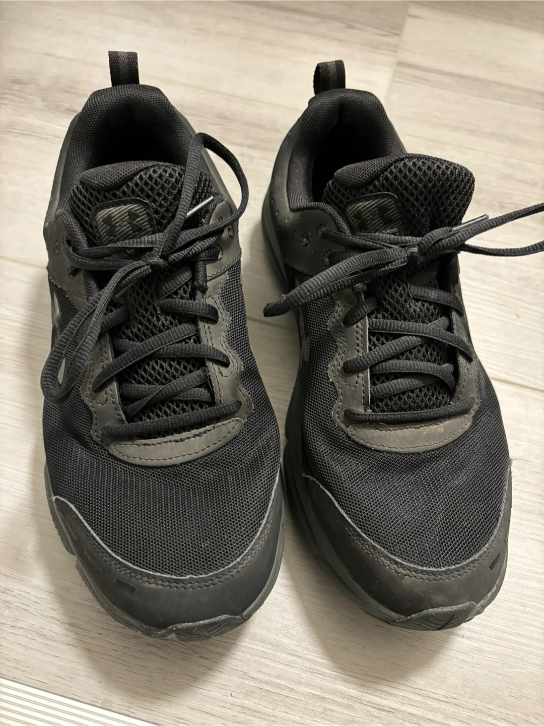 Under Armour  Running Shoes - Black (10.5) - photo 2