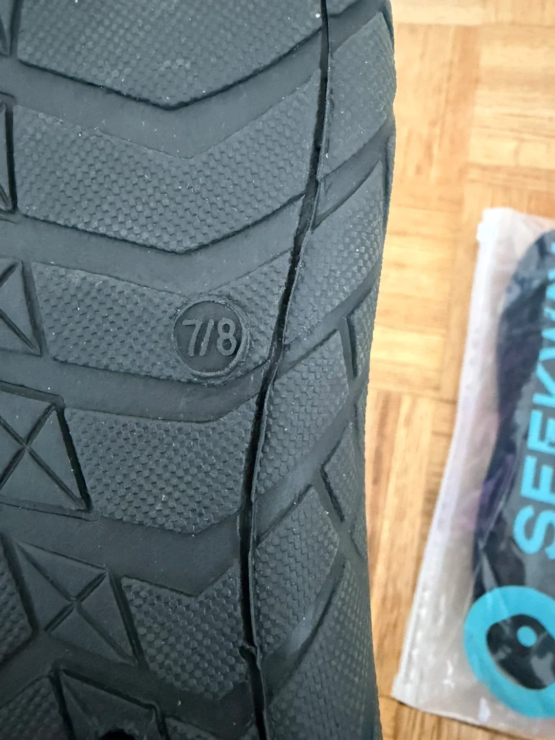 SEEKWAY Water Shoes, Size 7/8, Black - New in Package! image indicator(2)