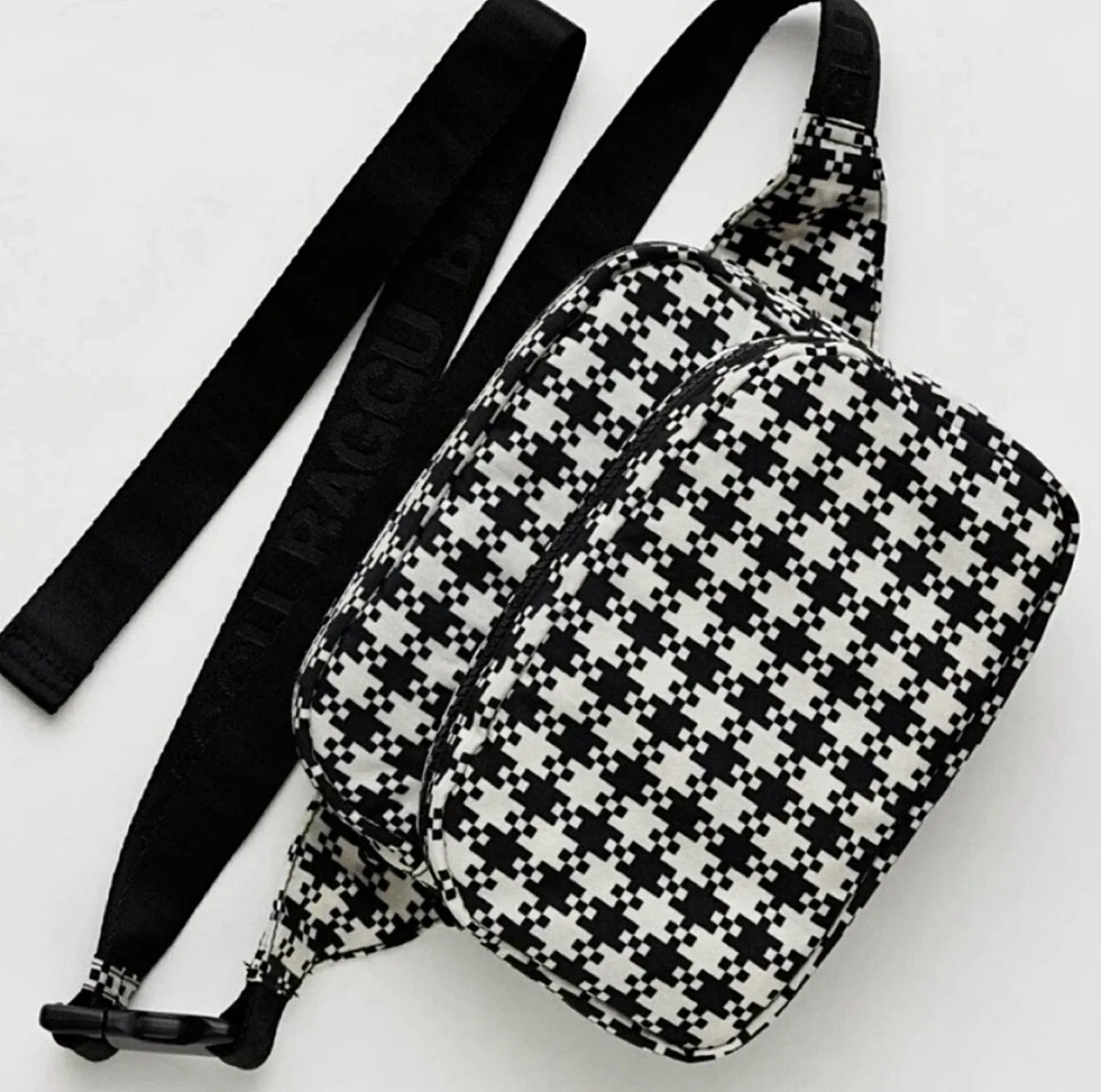 BAGGU Pixel Gingham Crossbody Bag