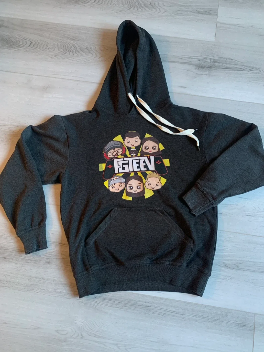 FGTeeV Graphic Hoodie (10-13) image indicator(3)