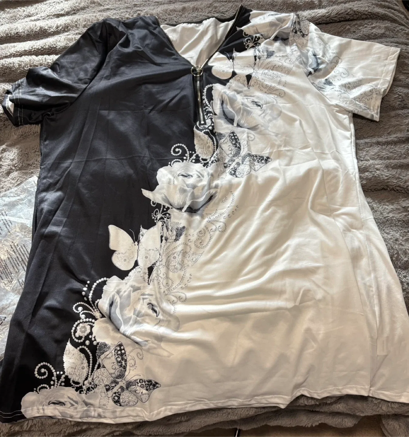 Black & White Floral top