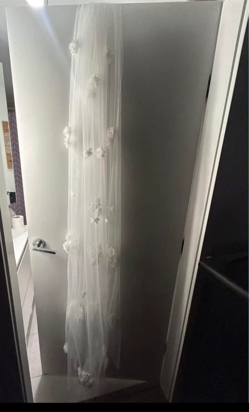 Wedding Veil with Floral Appliqués - White