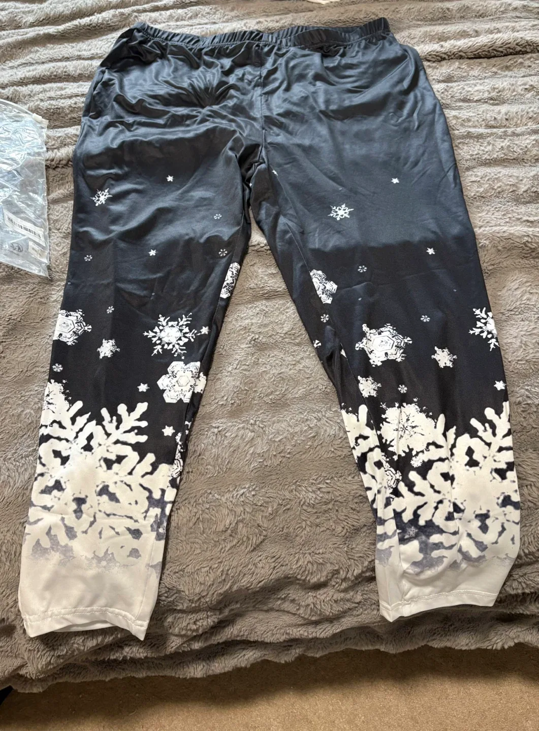 Snowflake Print Lounge Pants