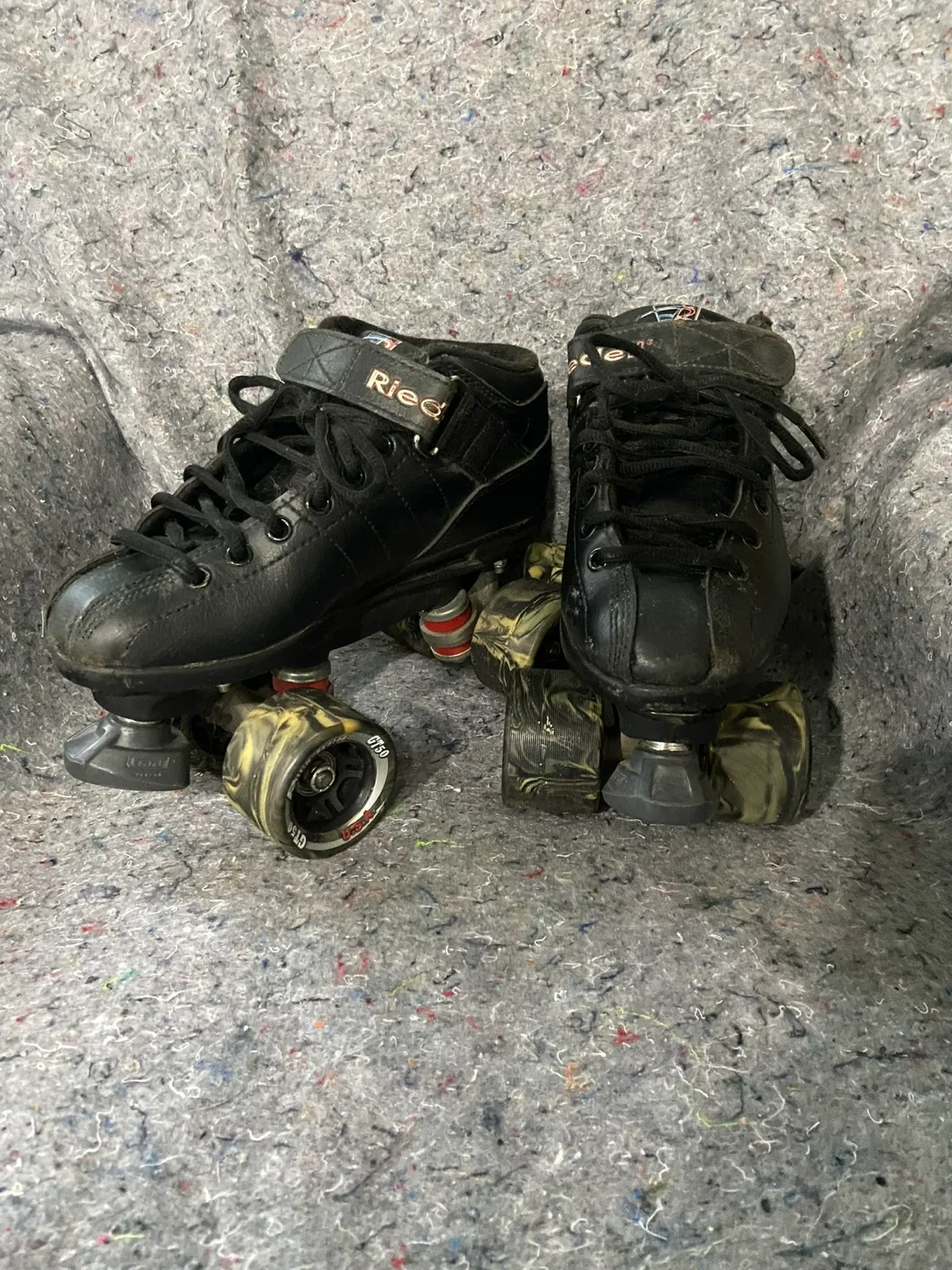 1980’s Riedell Roller Skates - Black - Size 7 women’s