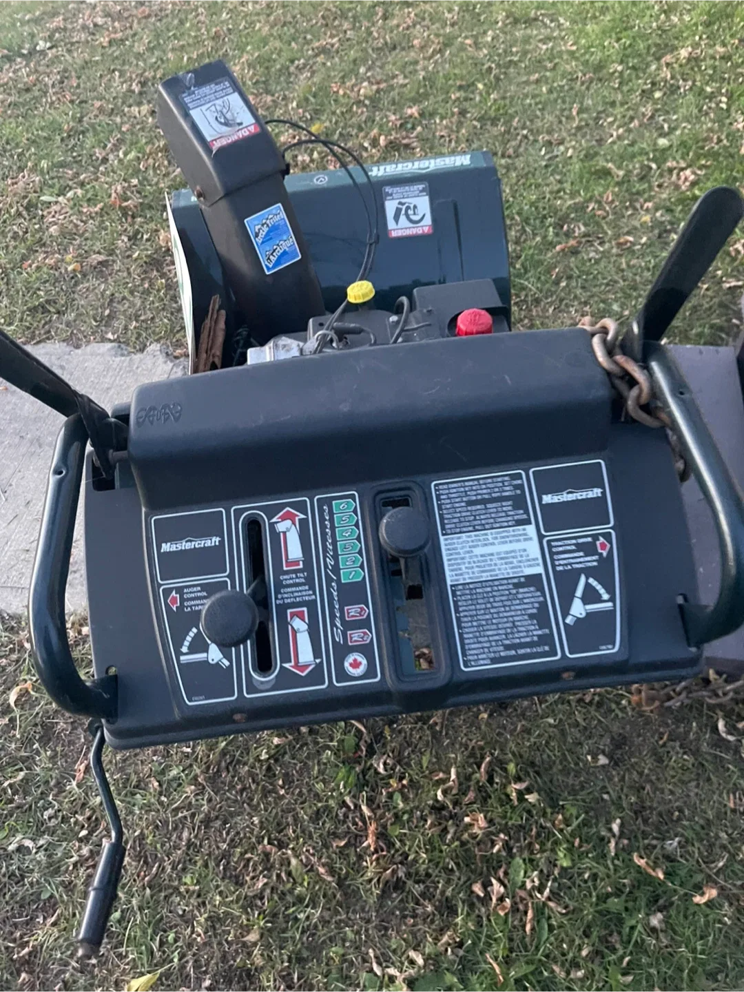 Mastercraft Deluxe 8.5HP 27" Snowblower image indicator(2)