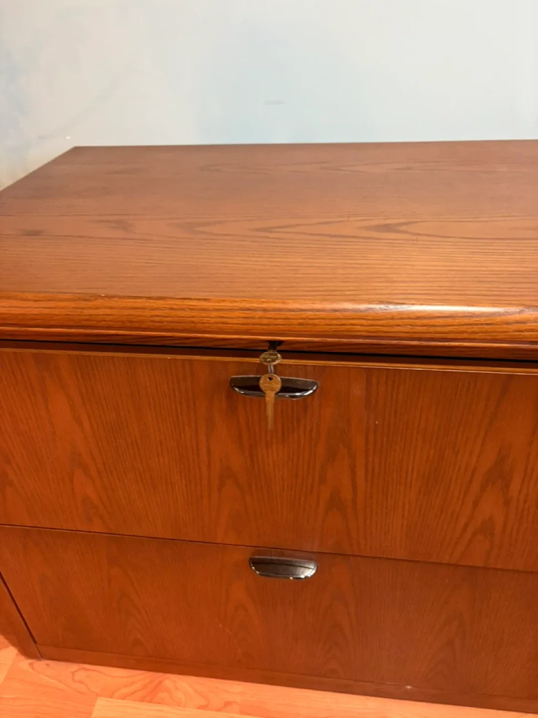 Wooden L-Shaped Desk with Drawers image indicator(2)