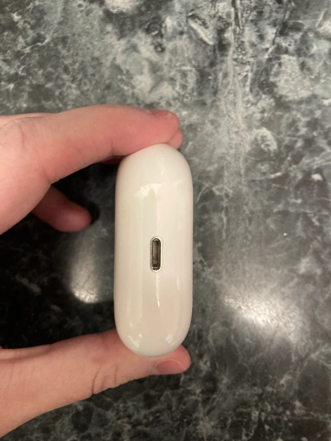 AirPod Charging Case - photo 3