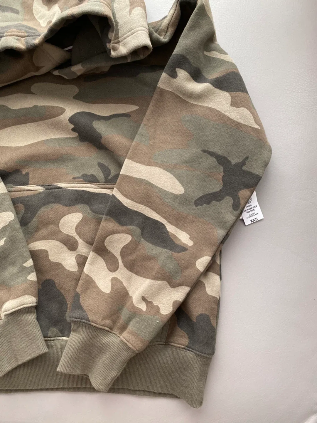 NWT- TNA Aritzia Perfect Hoodie XXL Camo image indicator(5)