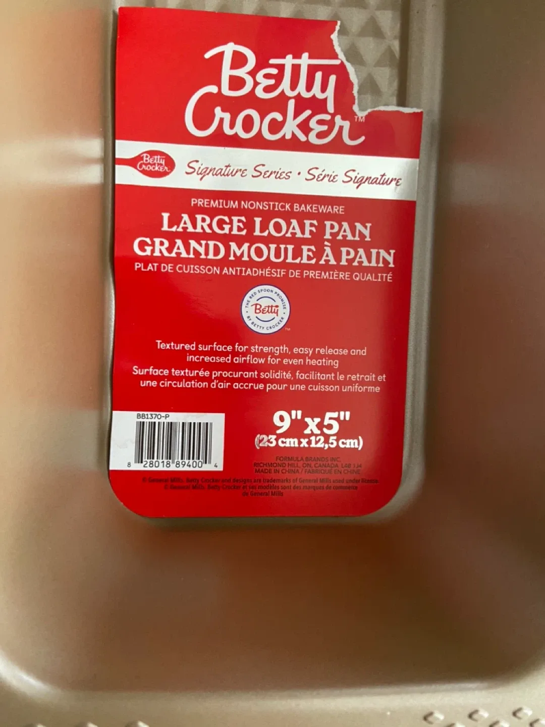 Betty Crocker  Loaf Pan - 9" x 5" image indicator(2)