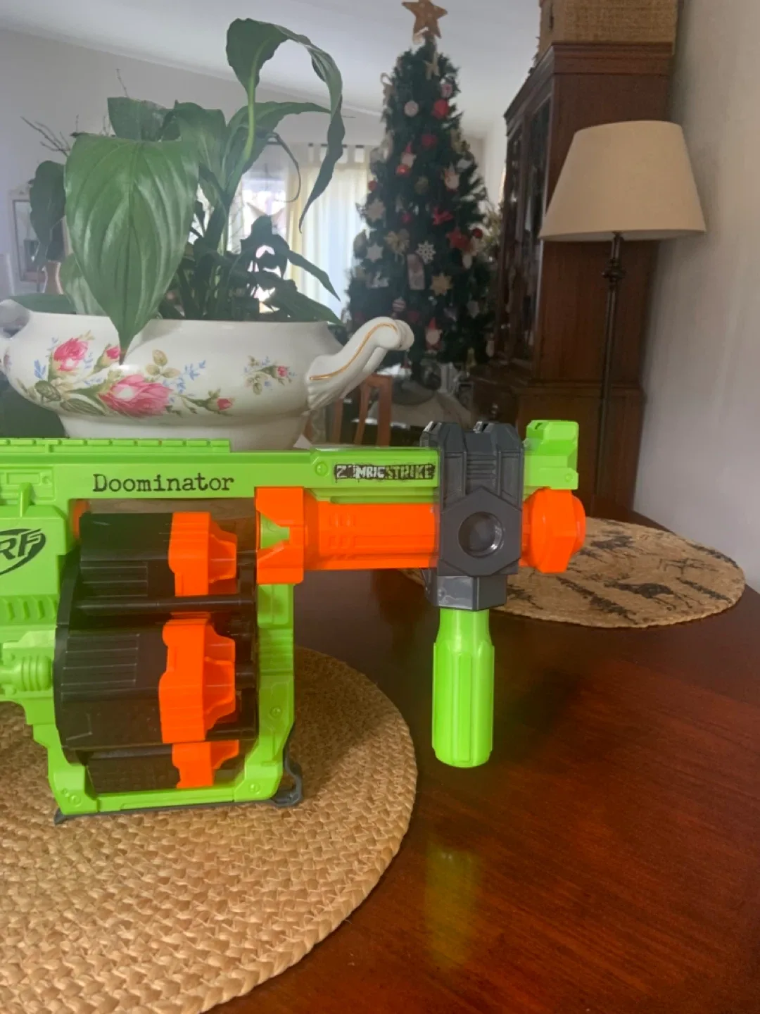 Nerf Zombie Strike Doominator Blaster image indicator(10)