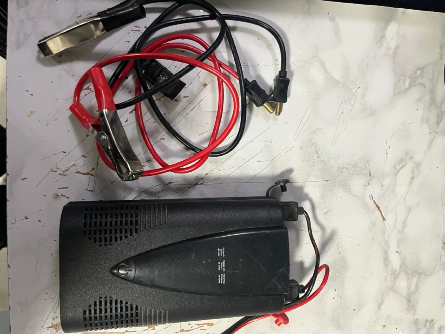 600W DC 12V to 115V AC Power Inverter image indicator(3)