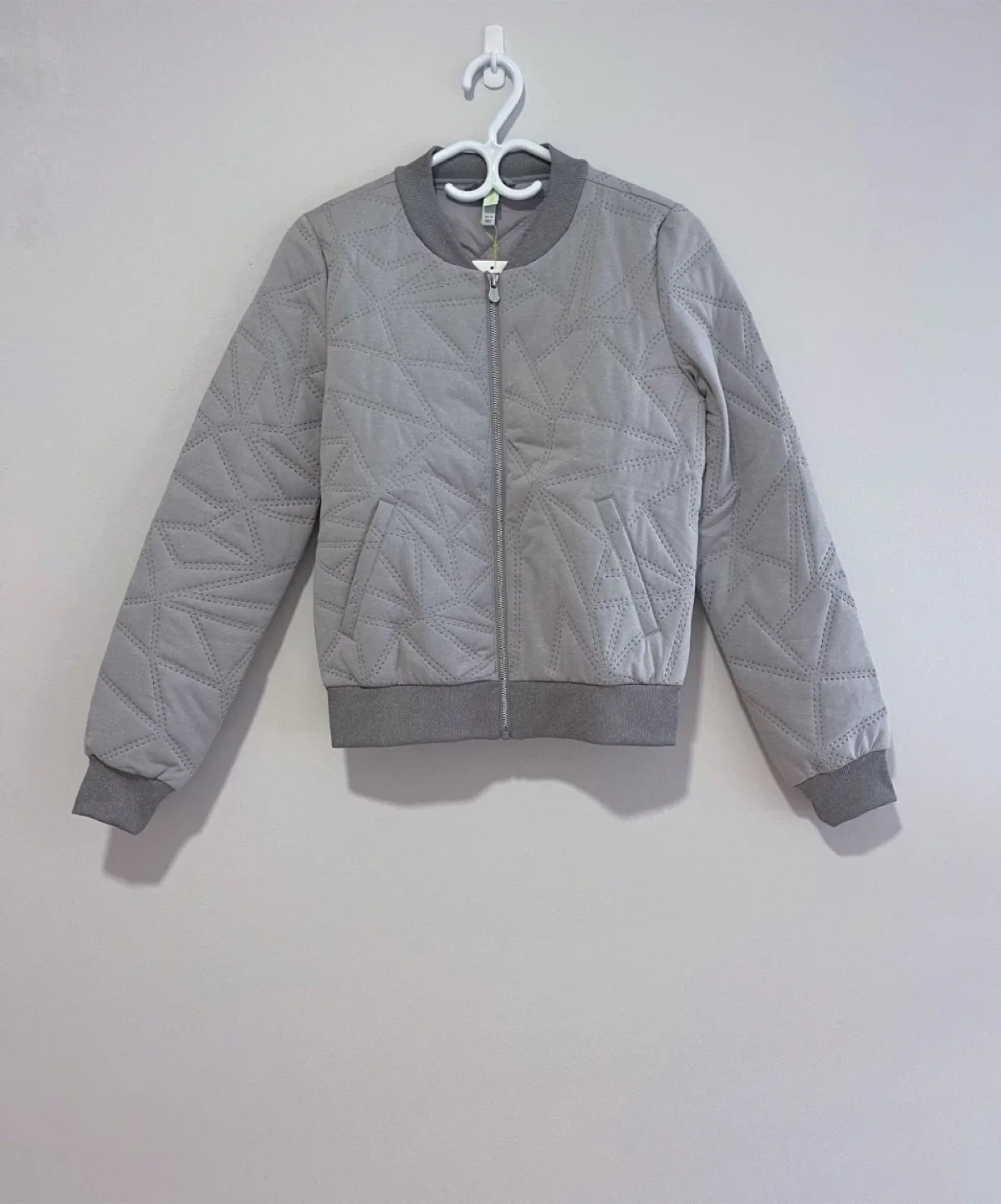 Women’s Brand New Adidas Quilted Bomber Jacket & Nike Hoodies image indicator(2)