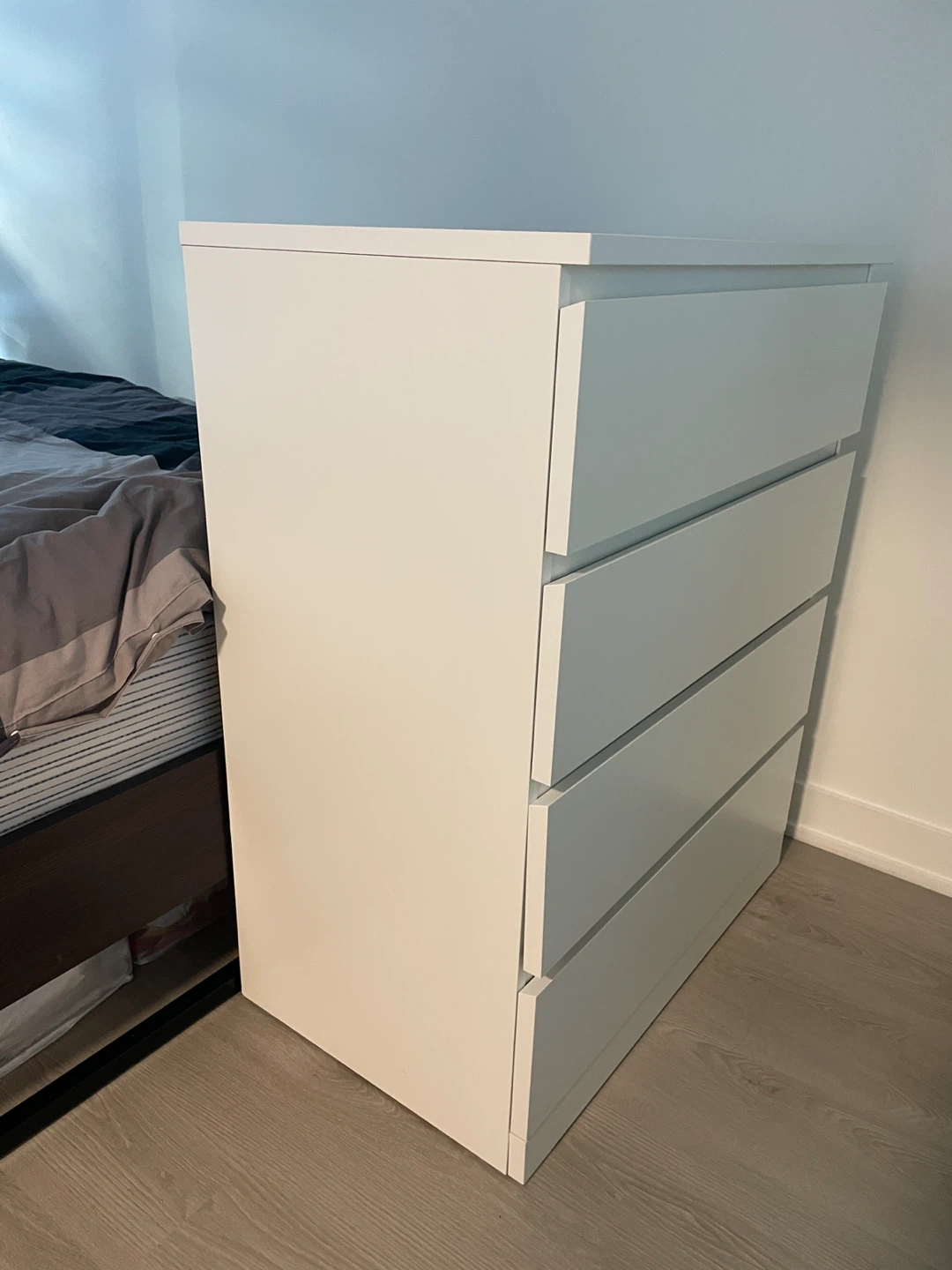 IKEA White 4-Drawer Chest - photo 2
