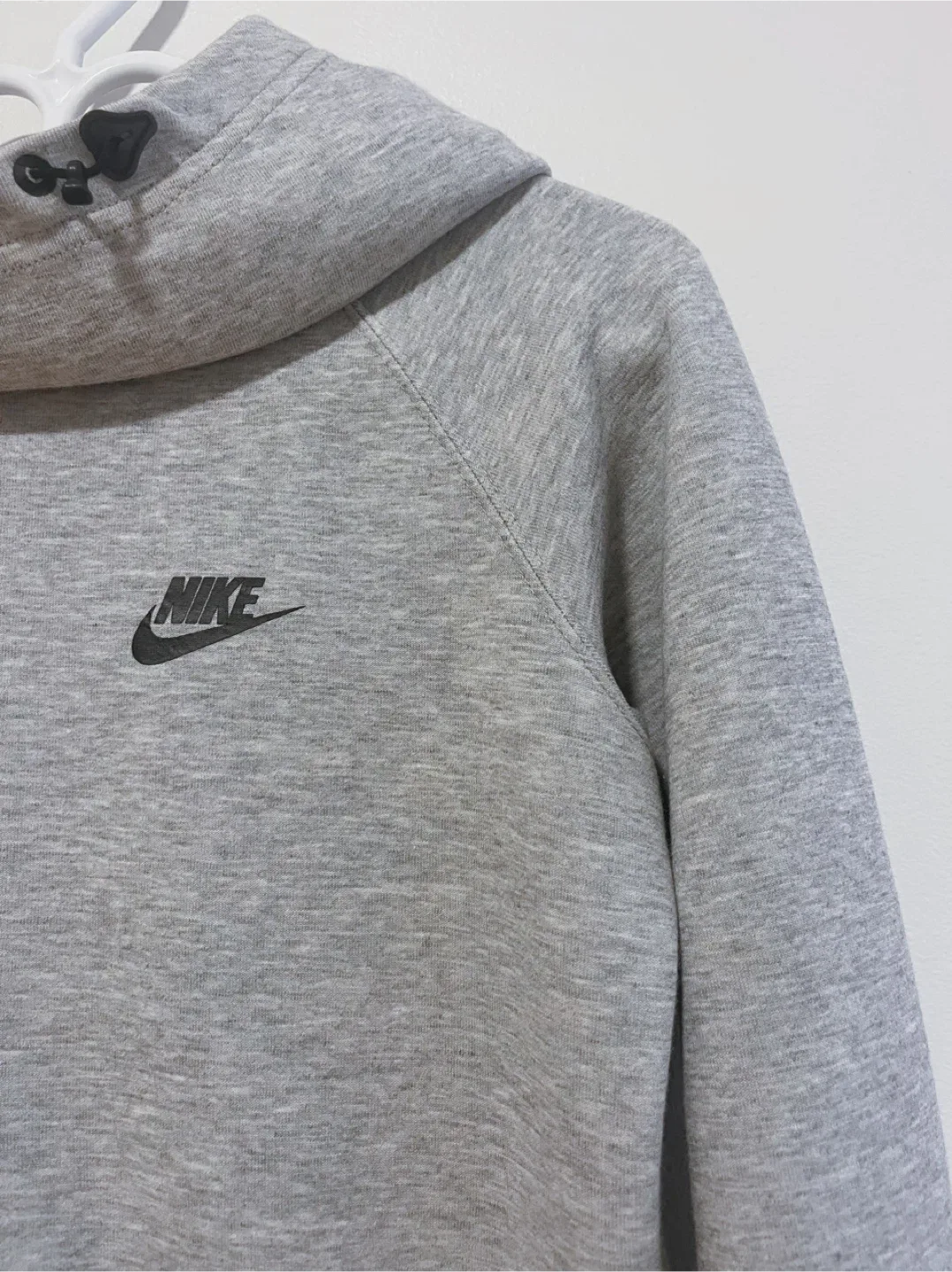 Women’s Brand New Adidas Quilted Bomber Jacket & Nike Hoodies image indicator(6)