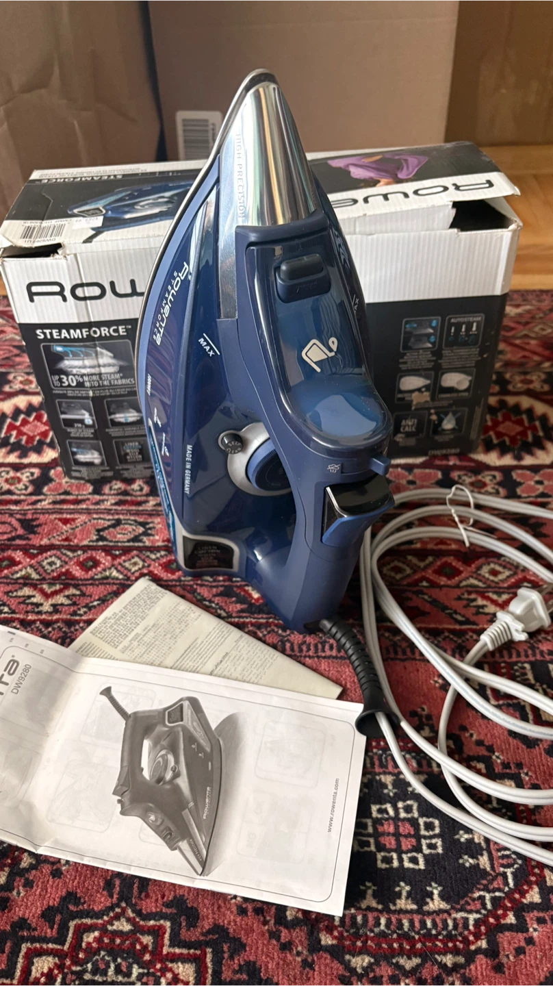 Rowenta Steamforce Iron - Like New!