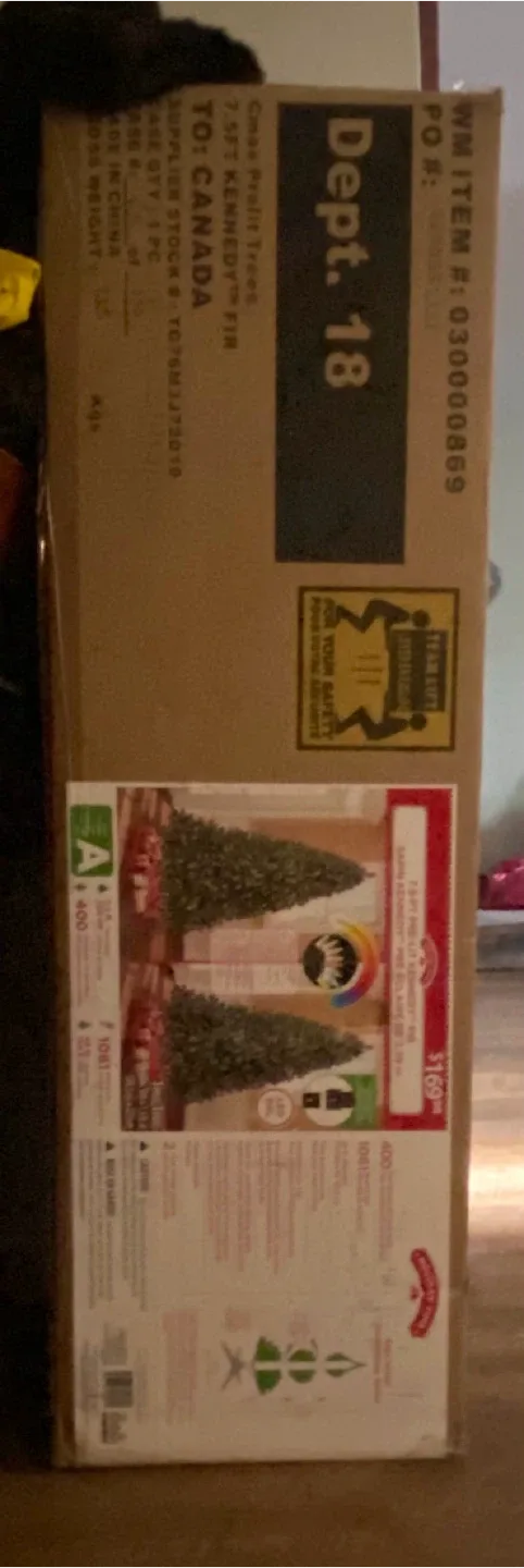 7.5-ft Pre-Lit Kennedy Fir Christmas Tree image indicator(2)