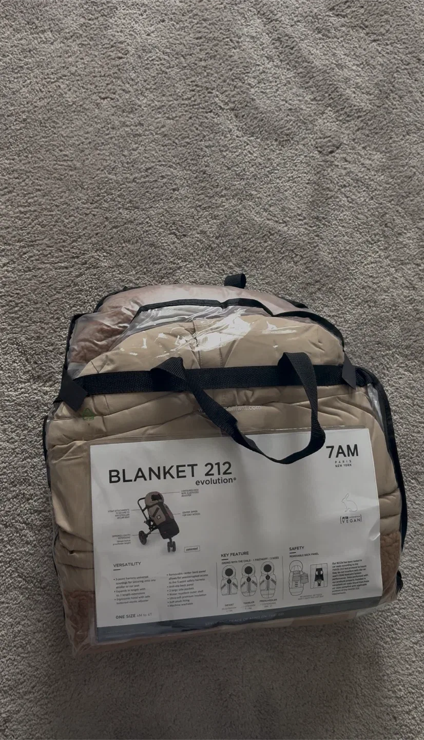 BNIB- 7AM ENFANT Stroller muff & warmmuffs image indicator(3)