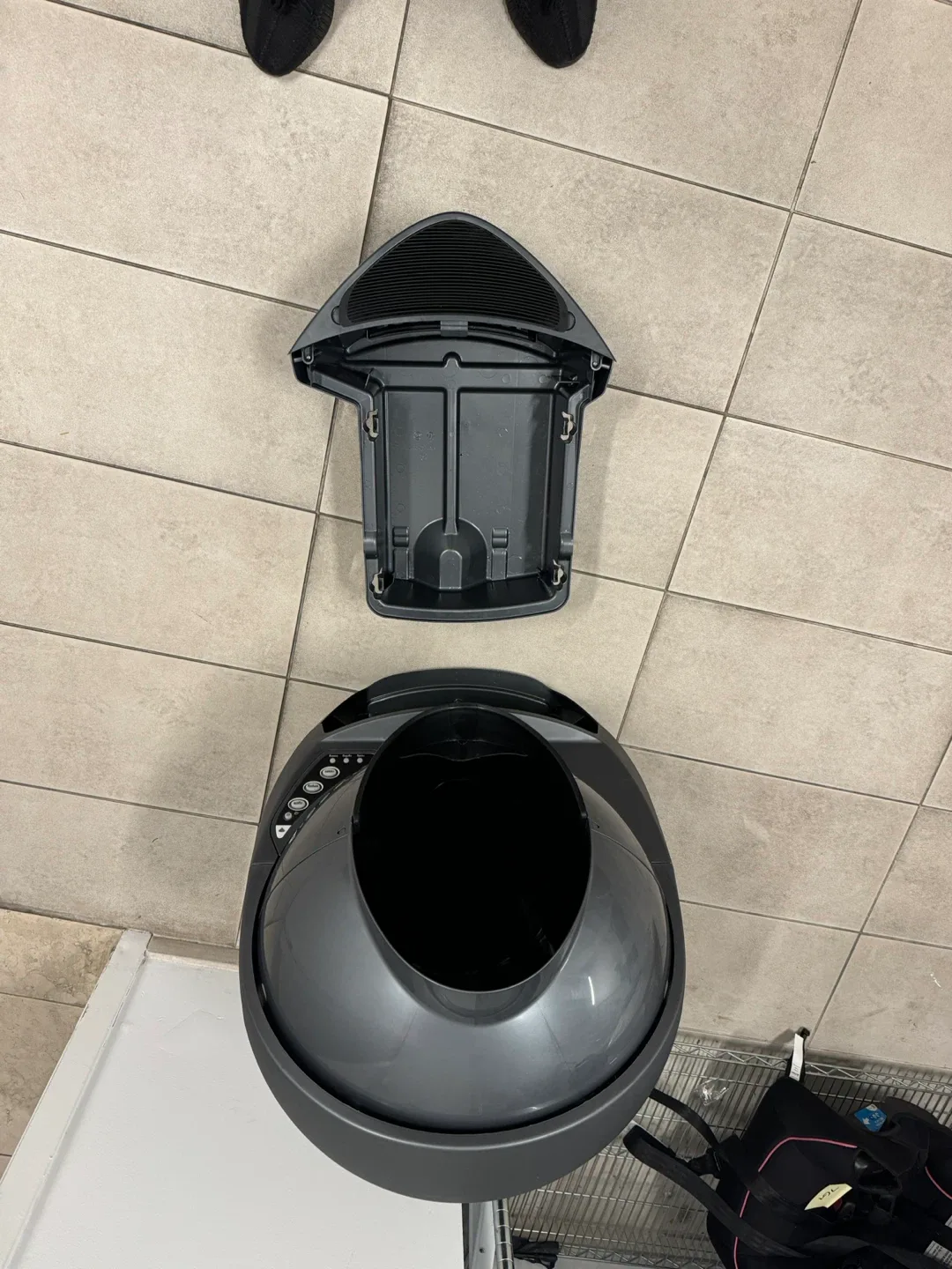 Litter Robot 3 Connect - Self Cleaning Cat Litter Box image indicator(5)